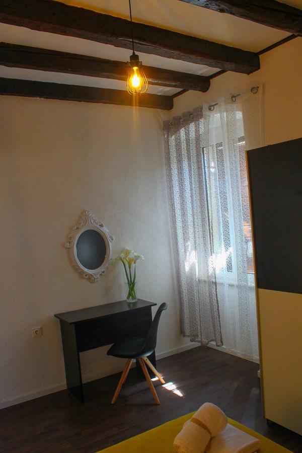 Apartments Kut Vis Zewnętrze zdjęcie