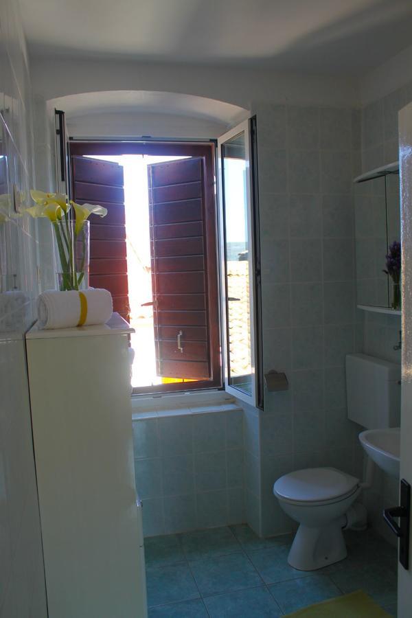 Apartments Kut Vis Zewnętrze zdjęcie